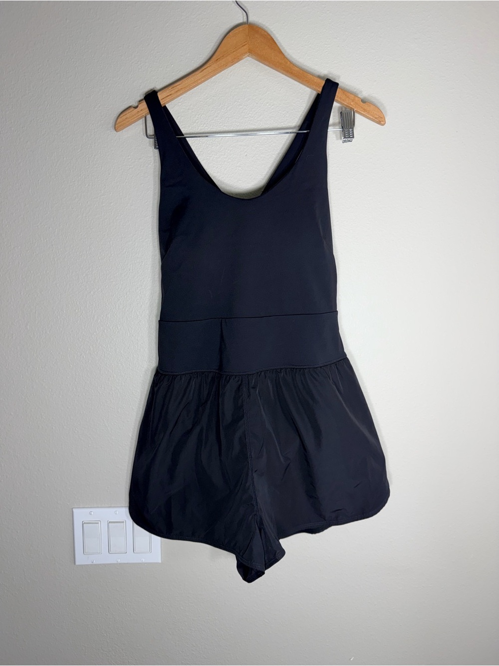 NWT Avia Women’s Cross back Active Romper size L - Picture 1 of 6
